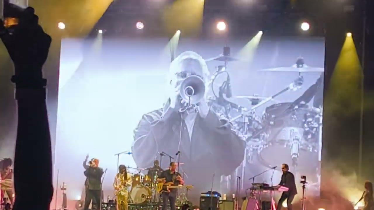 Nile Rodgers (Chic) - I want your love @Spoorpark live Tilburg