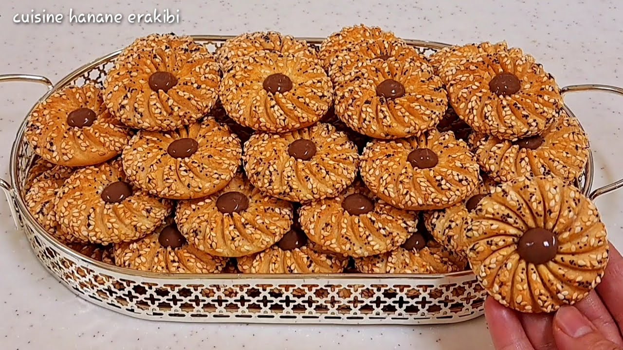 حلوة العشر دقائق سهلة وسريعة إقتصادية بكمية كثيرة بمكونات بسيطة حضريها فرمشة عين😇