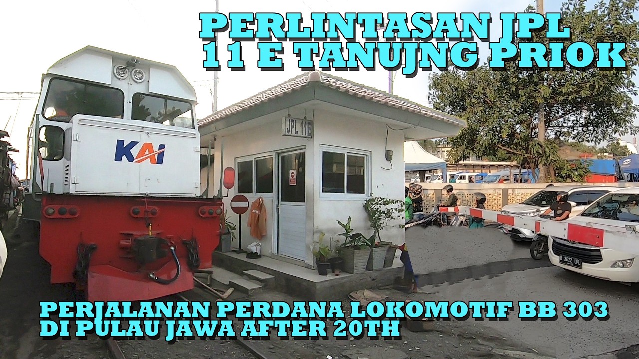 MENEMUKAN Palang Kereta Api Somplak Saat Berburu Lokomotif  Langka !!🤭🤣🤣