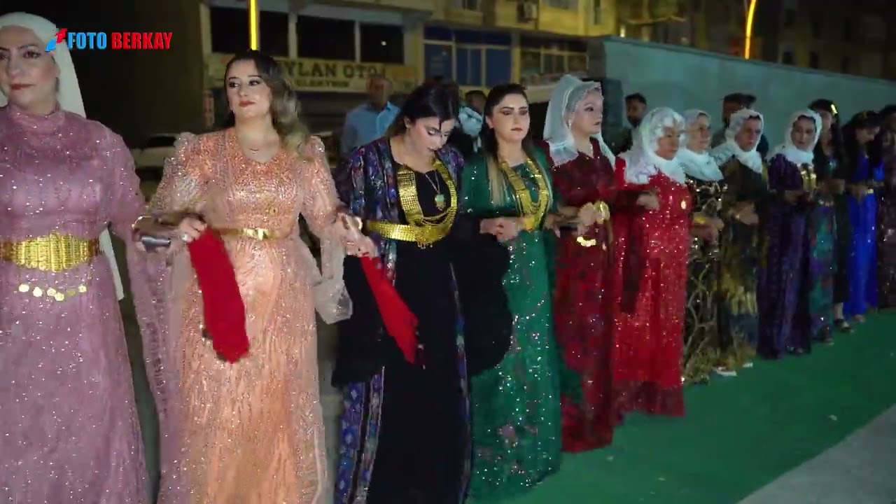 Umut Dakni Görkemli Kınası Part 1