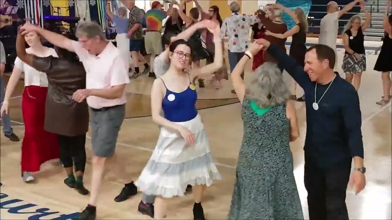 California Twirlin' • Turnip the Beet & Michael Karcher