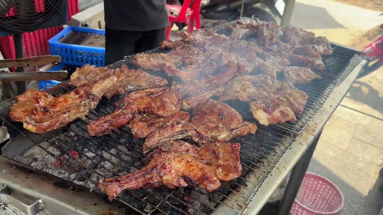 Cơm tấm Nguyễn Văn Cừ