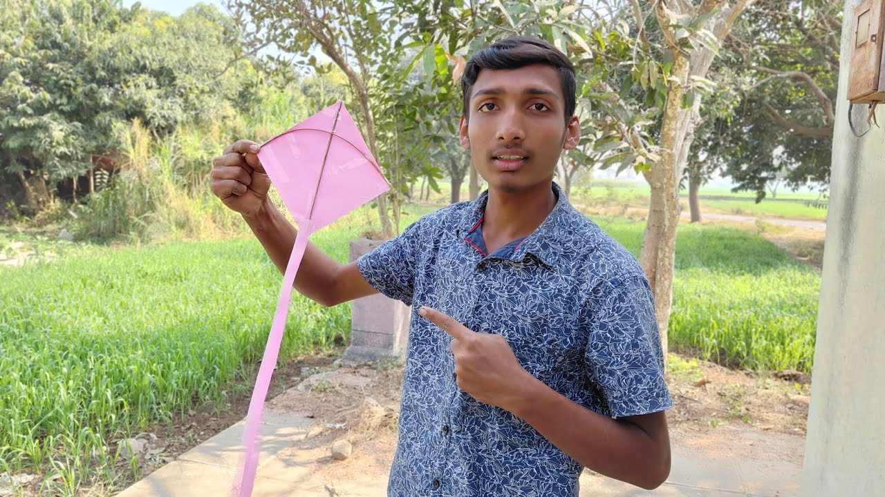 How To Make World's Smallest Kite | Flying Tiniest Paper Kite | How To Make Kite | OM ExperimenT 