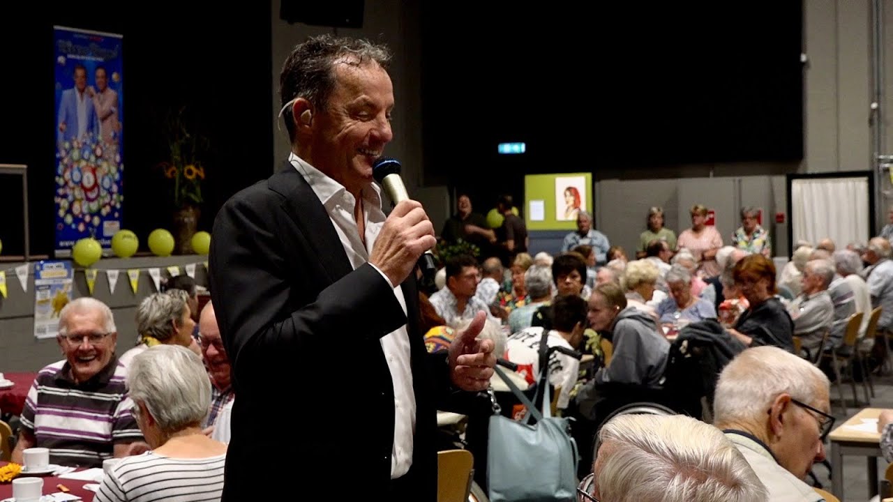 John de Bever en Kees treden op in Meijel voor leden Zonnebloem