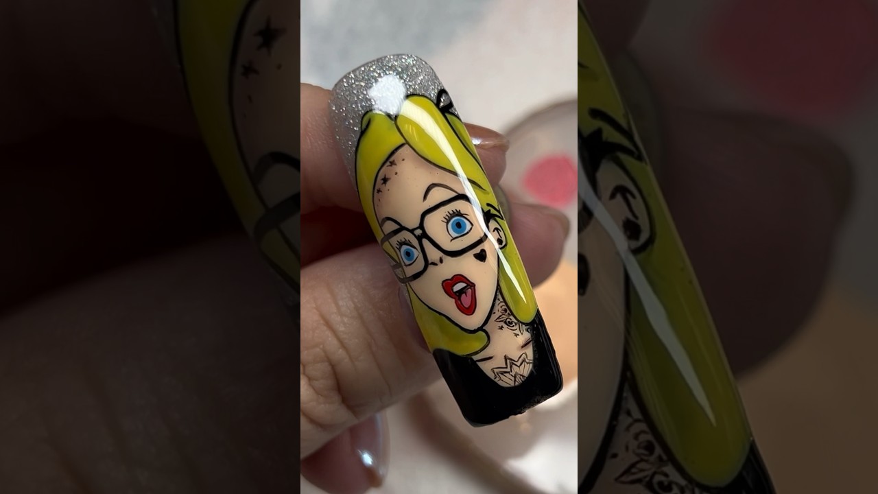 Alice in wonderland Nail Art