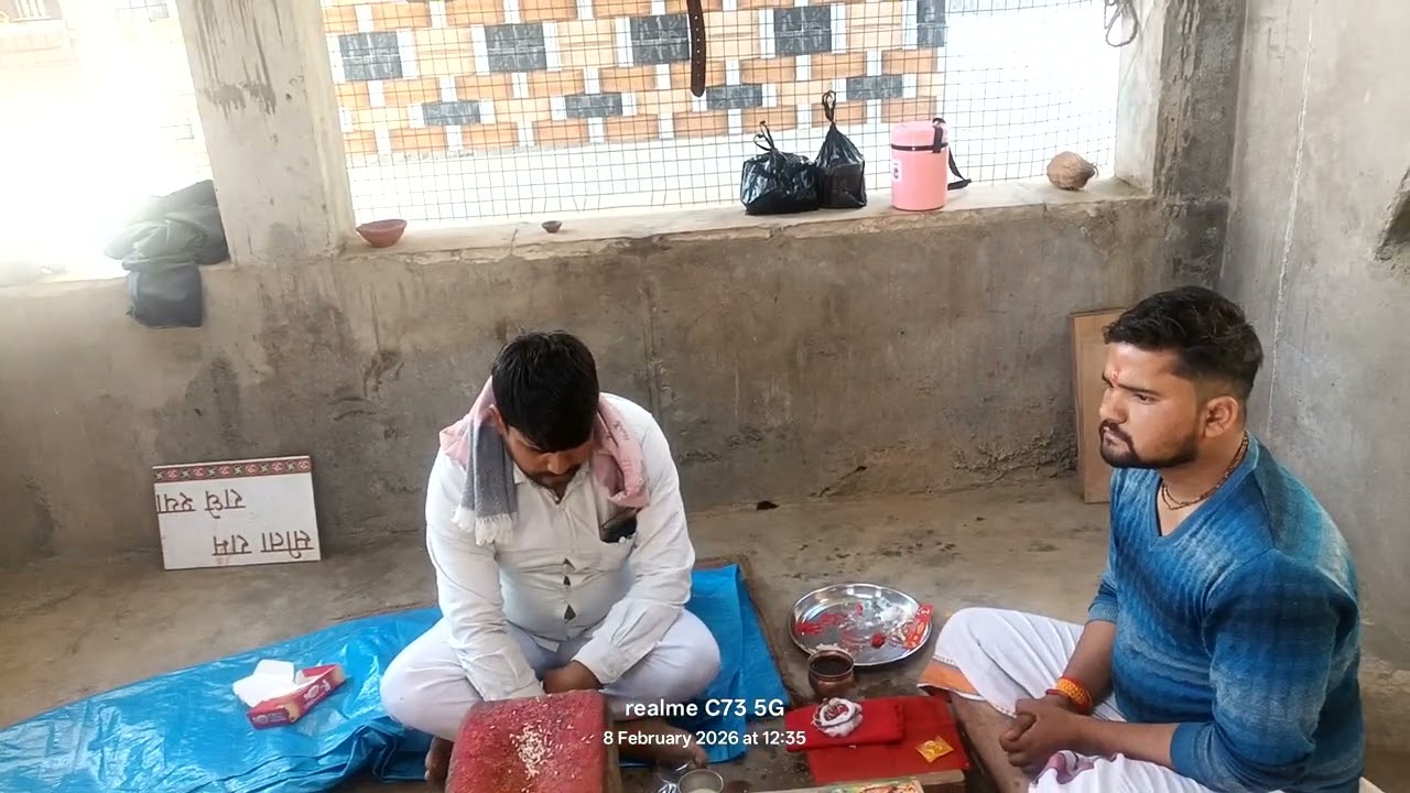 सनातन हिंदू धर्म में तिलक लगाने के फायदे बता रहे हैं आचार्य व्यास जी