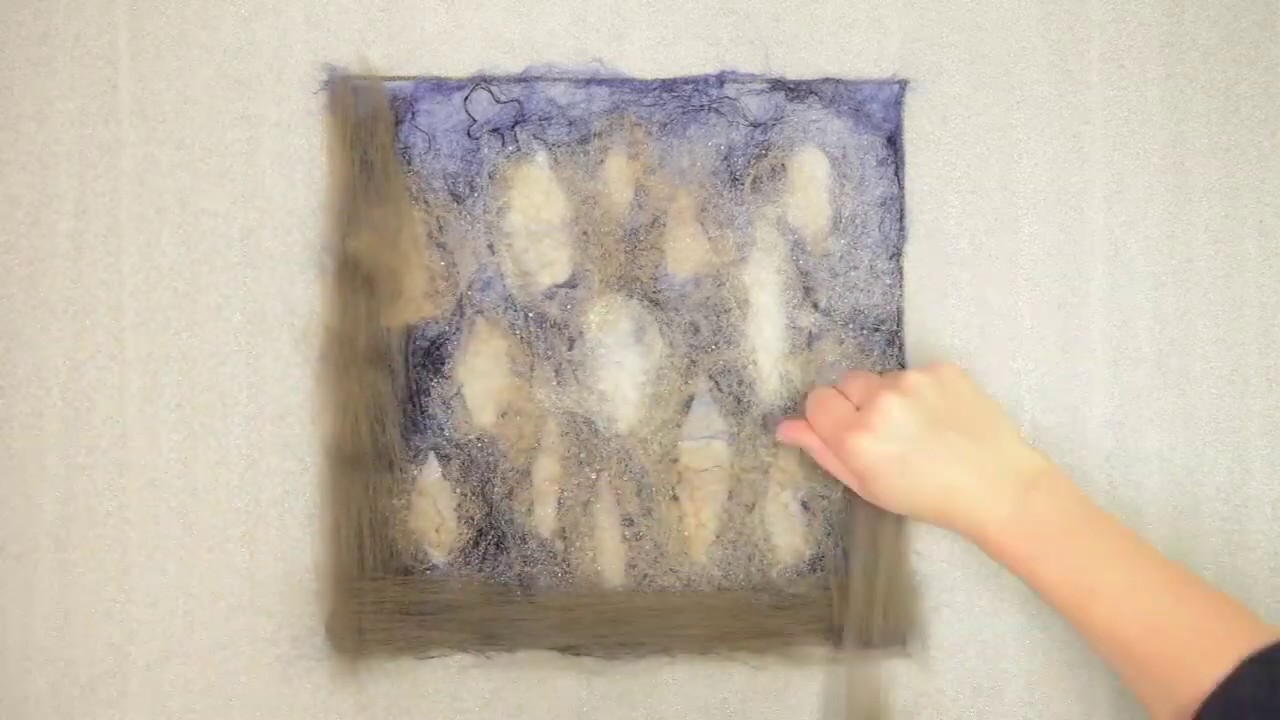 Многослойный декор из вискозы с прорезями