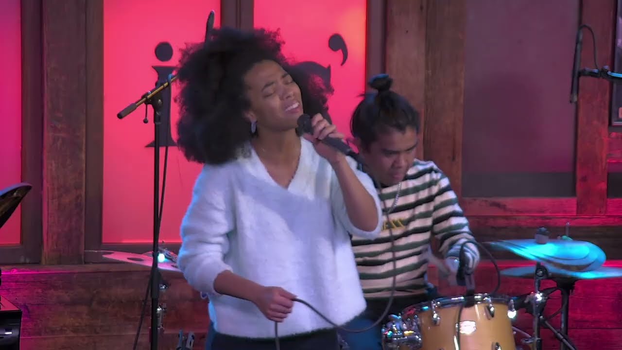 Momentum Live at Chris' Jazz Cafe - Naima