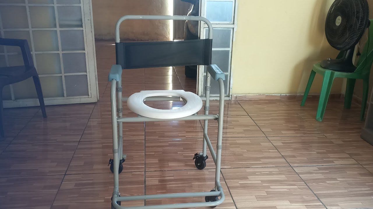 Como montar cadeira de roda de banho  D30
