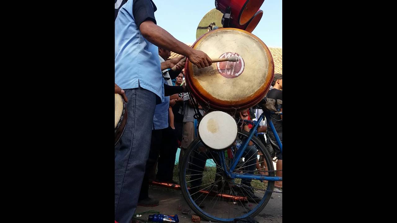 Burok MJM - kisah kenangan mang Enjam