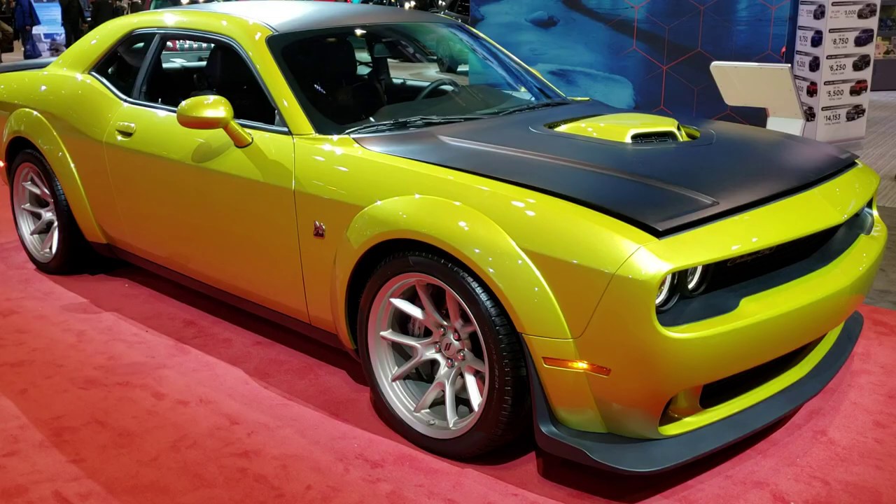 2020 DODGE CHALLENGER WIDEBODY 50TH ANNIVERSARY GOLDRUSH PEARL WALK AROUND REVIEW CHICAGO