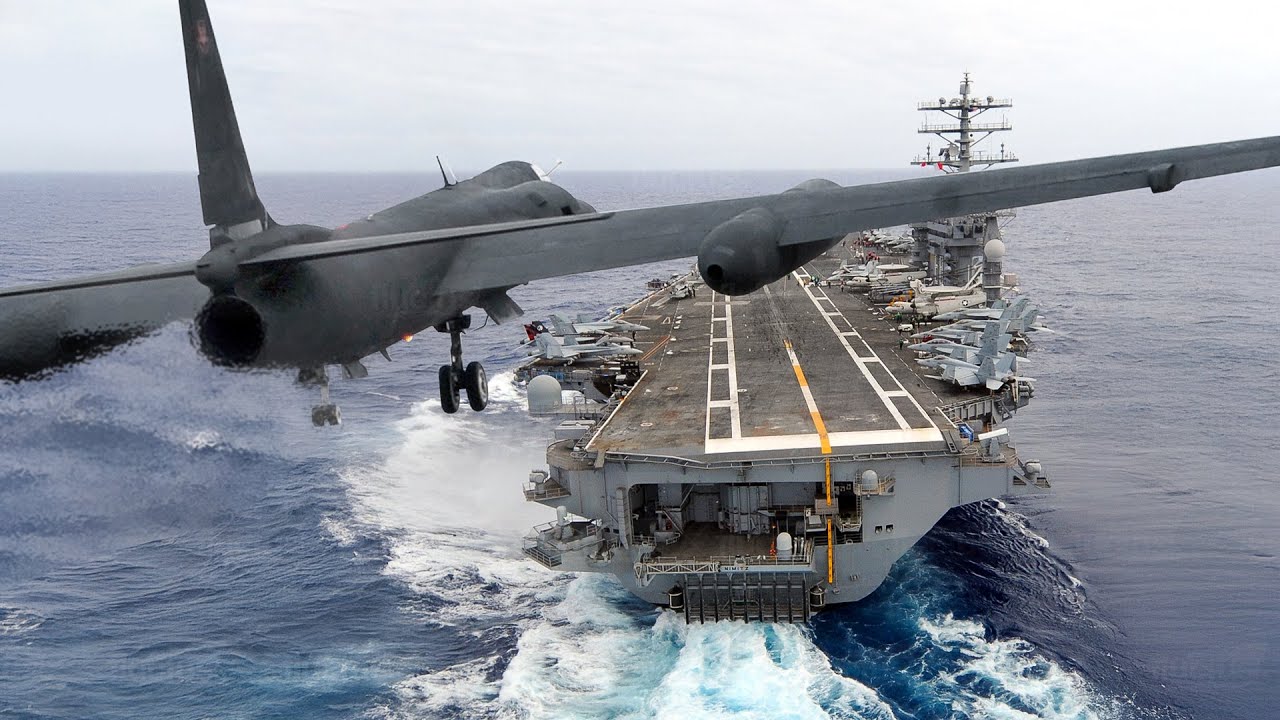 Why The US Suddenly Stopped Landing Spy Plane in Middle of the Ocean