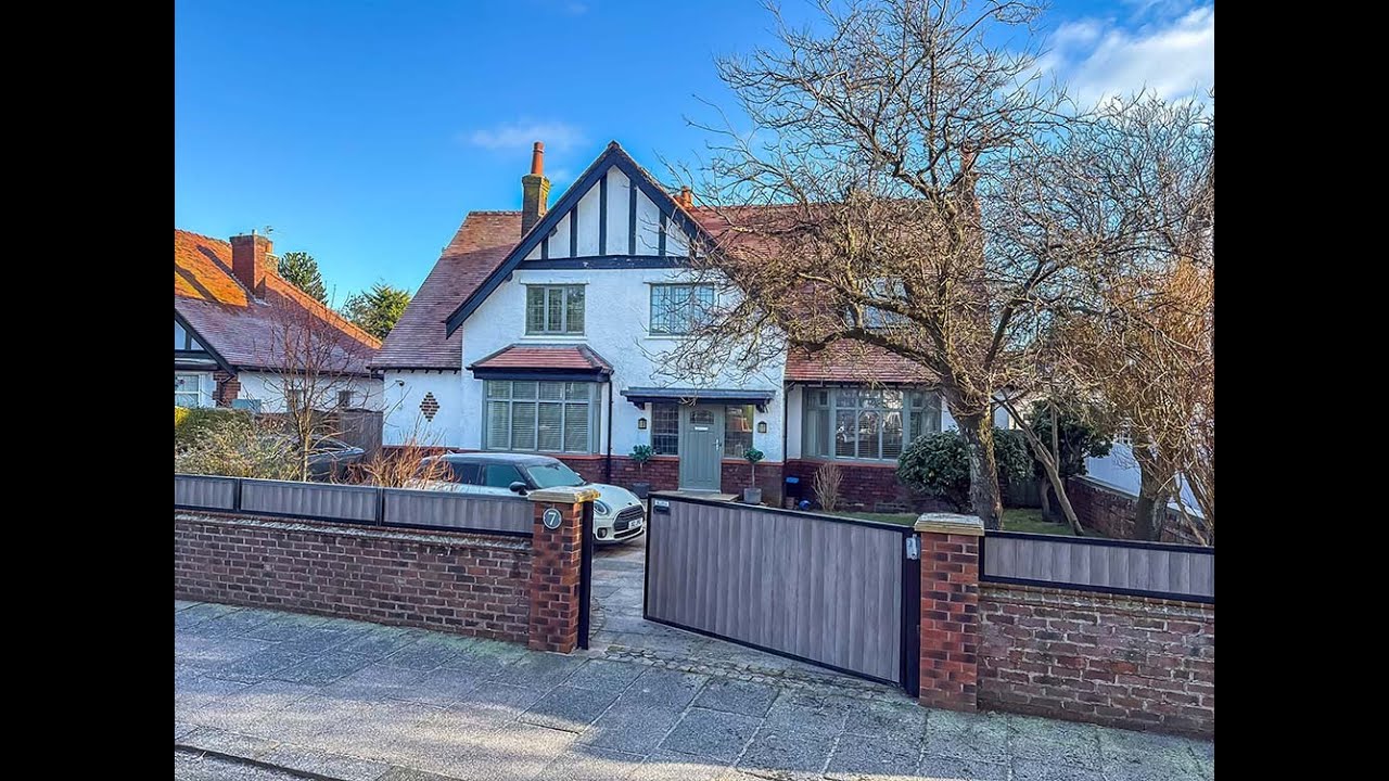 For Sale, Chris Tinsley Estate Agents, Unique Detached House, Sought After Location