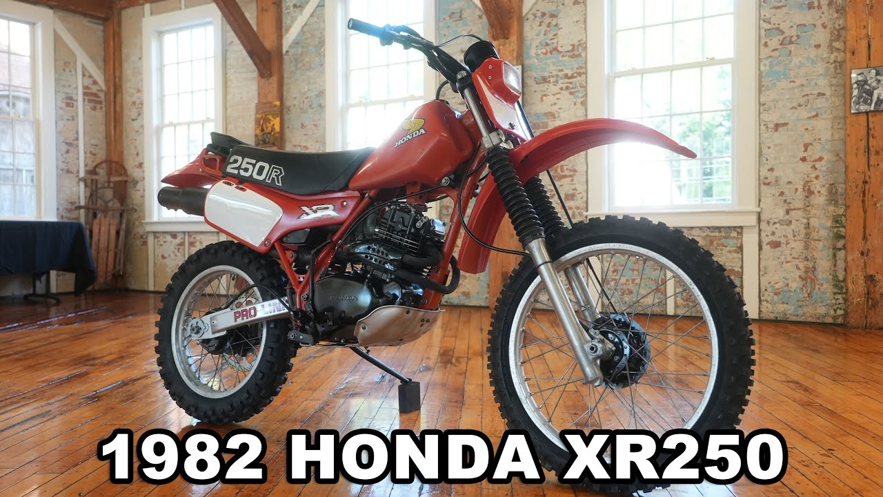 THE ULTIMATE PLAY BIKE1982 HONDA XR 250R IS A WHEELIE MACHINE!