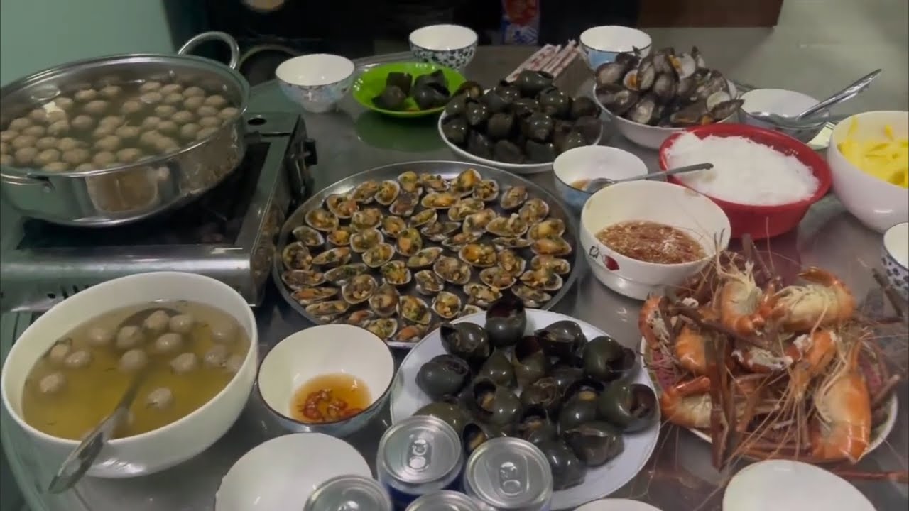 Ốc bu nướng tiêu hôt so lông nướng mỡ hành lâu bo viên 