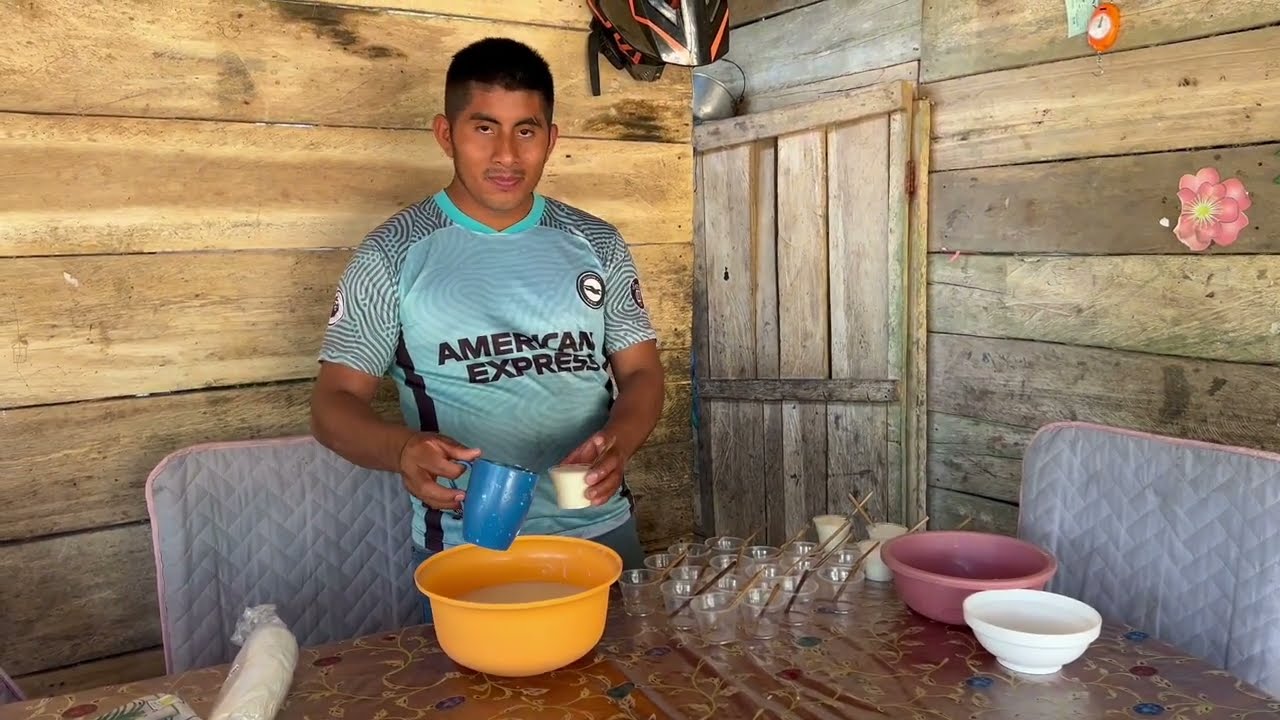 Prepare un rico helado de coco para mi familia | El amigo Hormiga