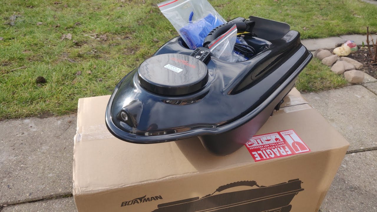 Actor bait boat. (Dansk Version)
