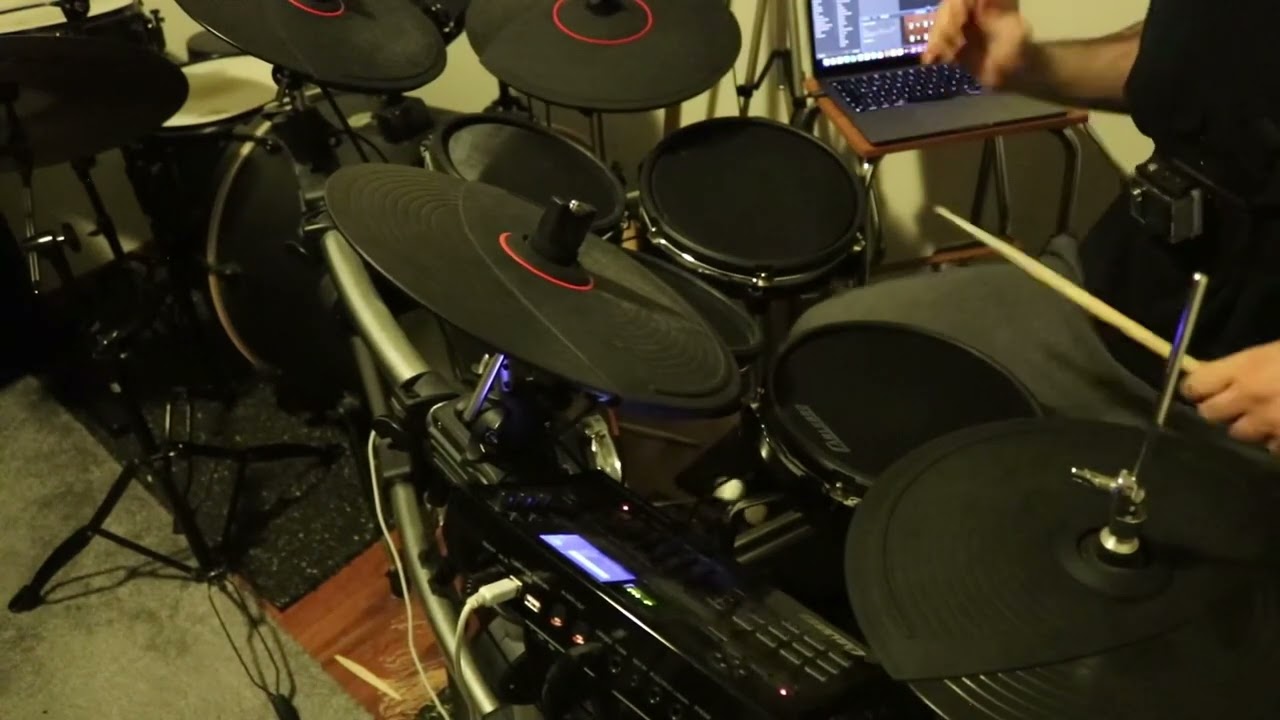 Bulutsuzluk Özlemi - Güneye Giderken Drum Cover