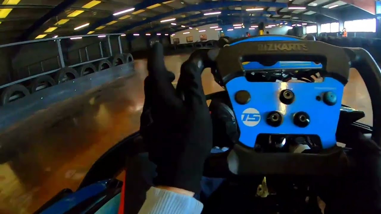 Karting at TeamSport Farnborough 20.09.24 session 1 struggling for grip around most of the track **