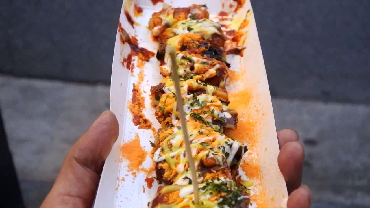 신촌 길거리 음식''닭꼬치'' - 신촌 효자동 왕꼬치/치즈킹 닭꼬치/ Chicken Skewers/Korean Street Food