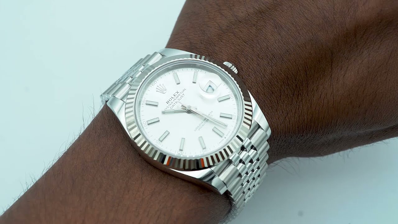 Rolex 126334 Datejust 41 mm Fluted Bezel Silver Index Dial Jubilee Bracelet Complete Set 2024