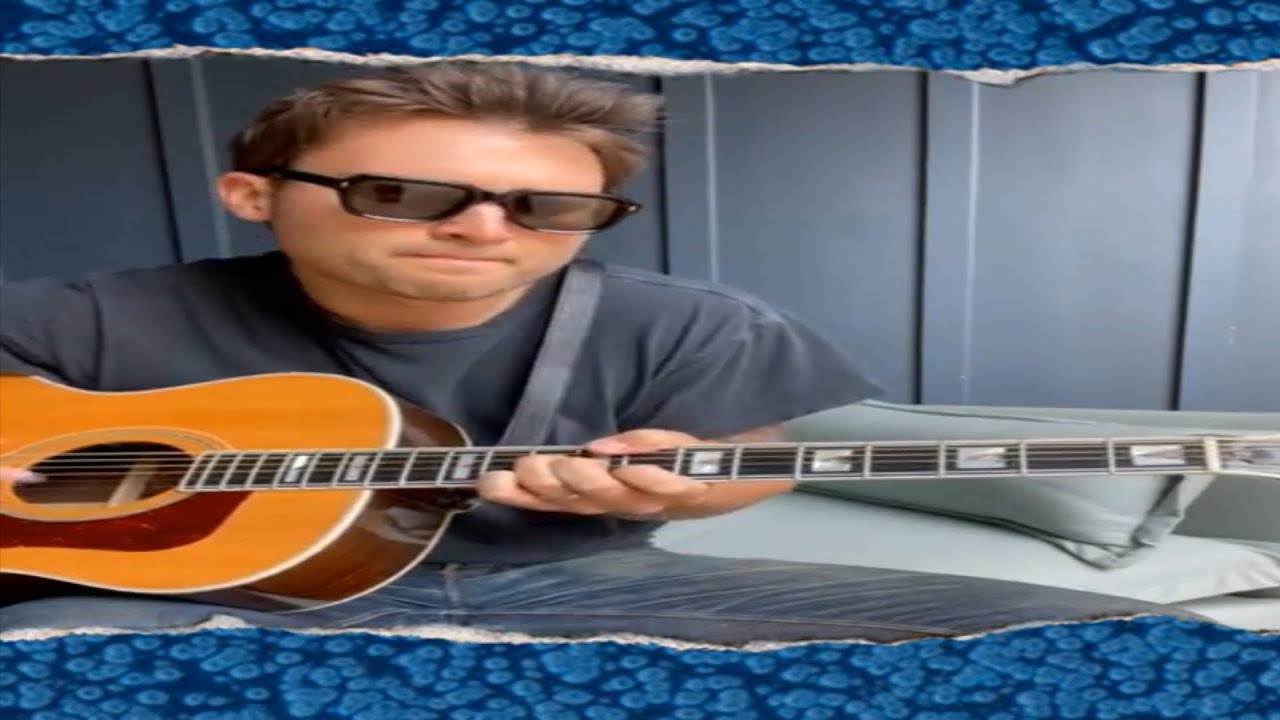 Casey Hooper (guitarist of Katy Perry) playing 