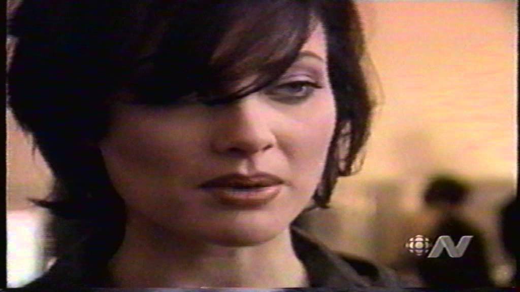 Shalom Harlow 1995