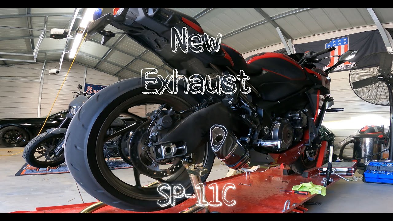 Suzuki GSX-S 1000 GT Stock Exhaust vs Lextek SP-11C Full Exhaust