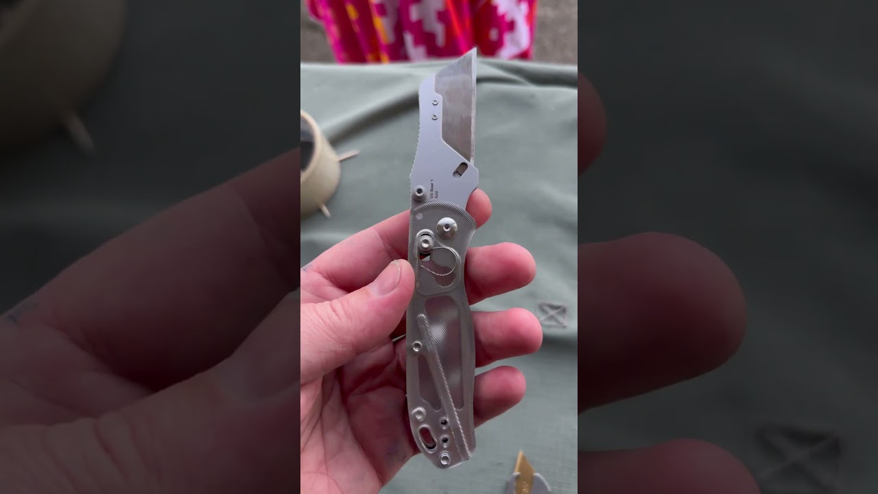 Лучшие универсальные ножи, tgzuo butterfly и frame lock, kizer drop bear и многофункциональный ин...