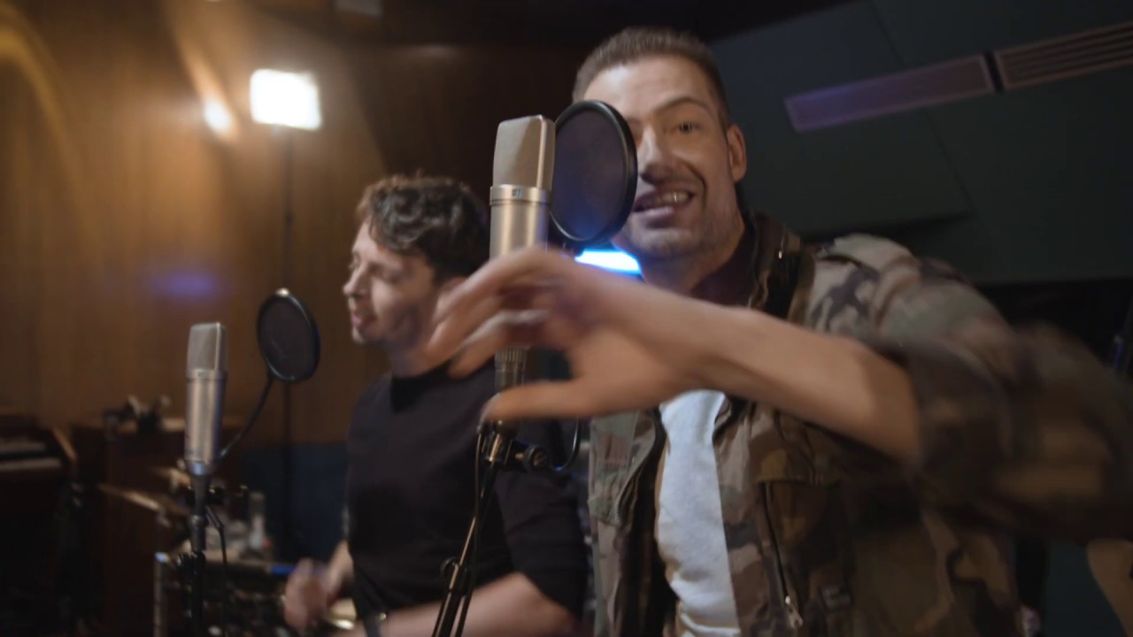 Lange Frans & Baas B hit medley