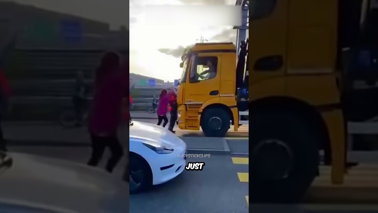 Дальнобойщик не подчиняется протестующим