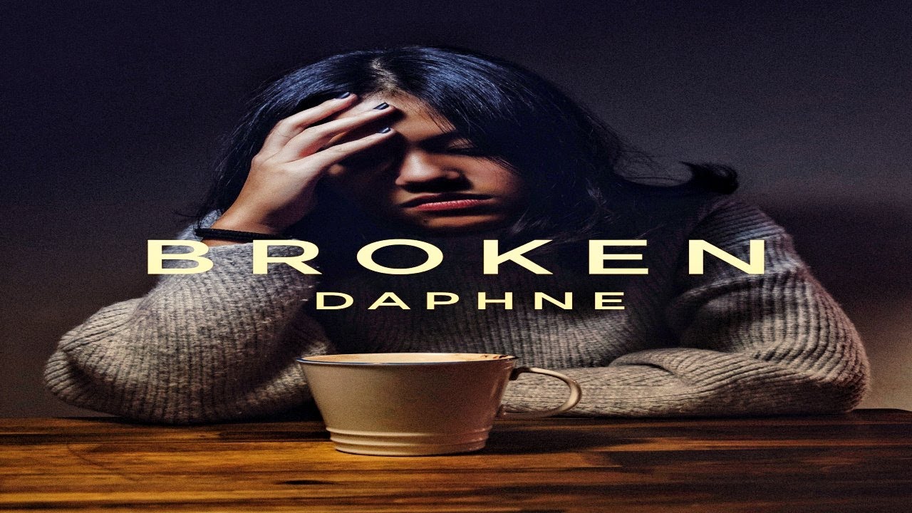 BROKEN - Daphne (Dj Pakx remix ) | LYRICS