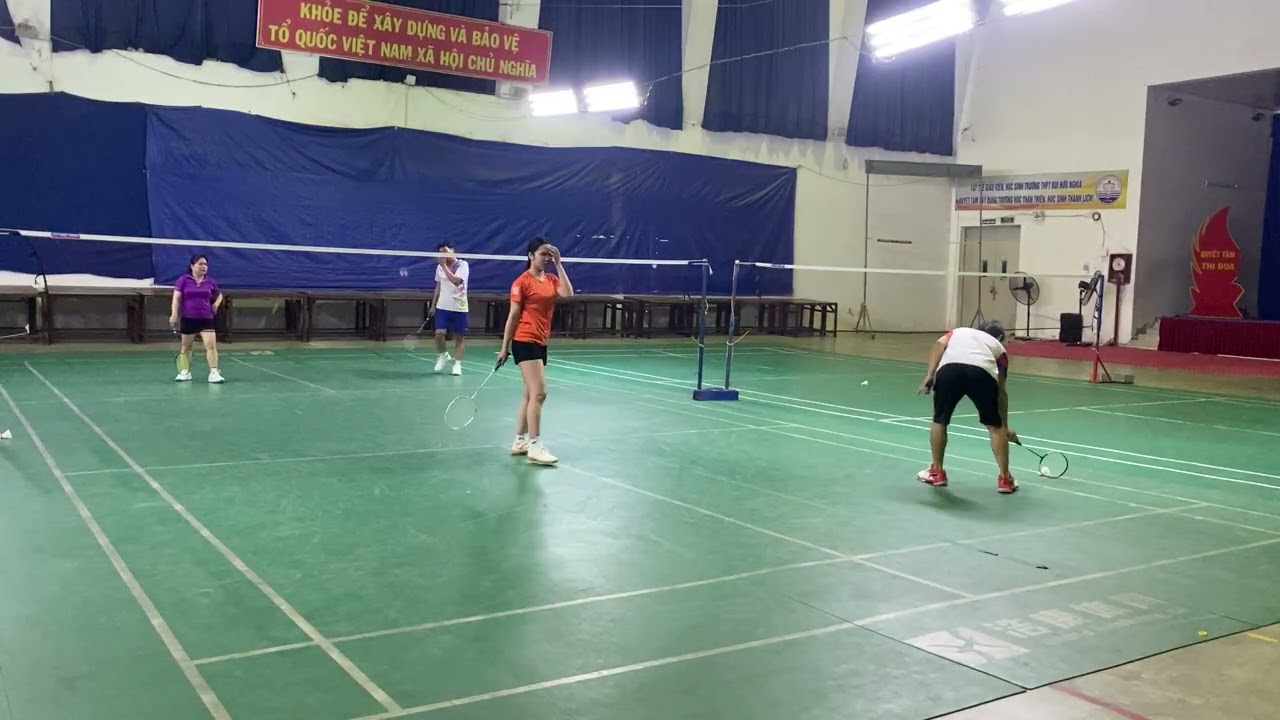 Sân BHN 9-1 Danh Linh v Cường Như