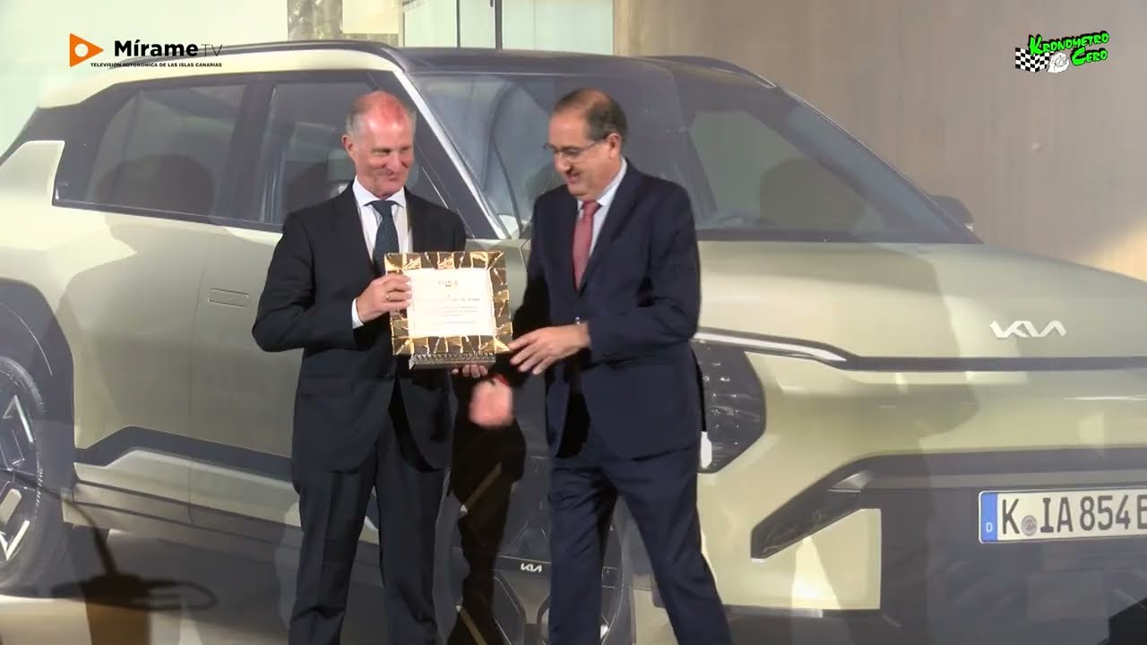 RECONOCIMIENTO DE APEMOC A FERNANDO GONZÁLEZ COCHE DEL AÑO 2026