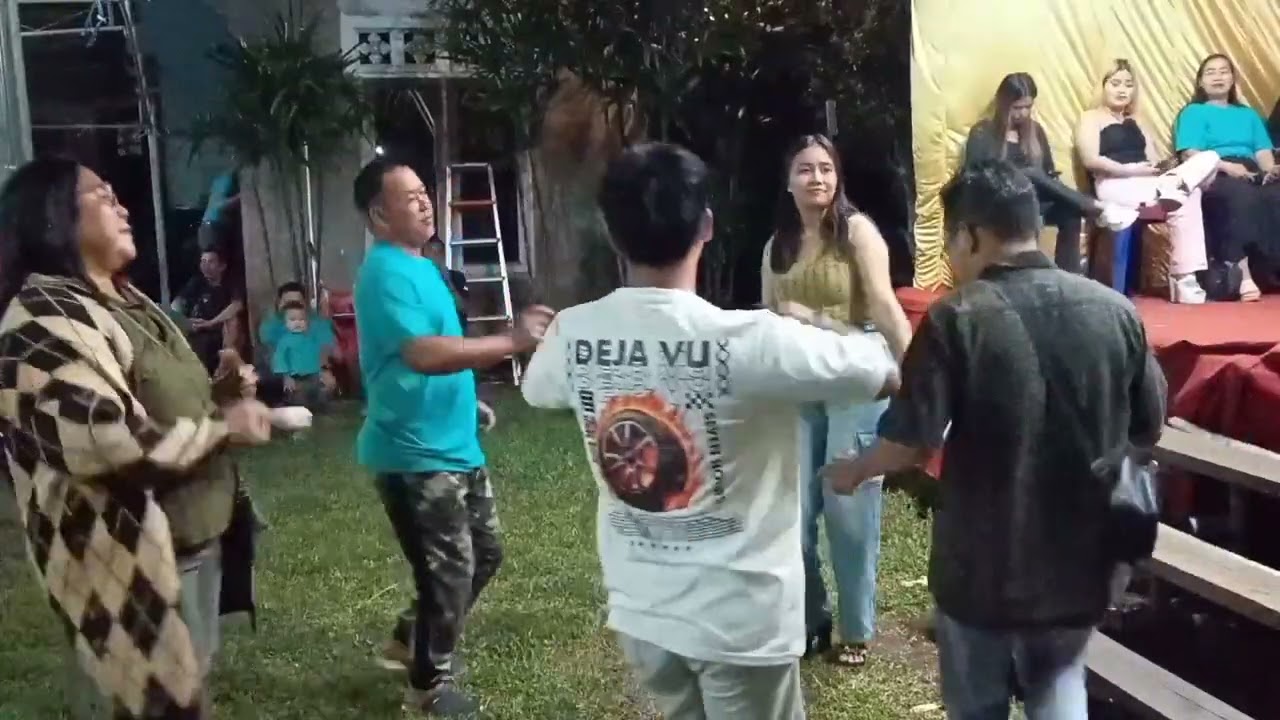 lagu rijoq daerah Kubar VOC renjani bersama GMA AUDIO edisi kampung Muut 