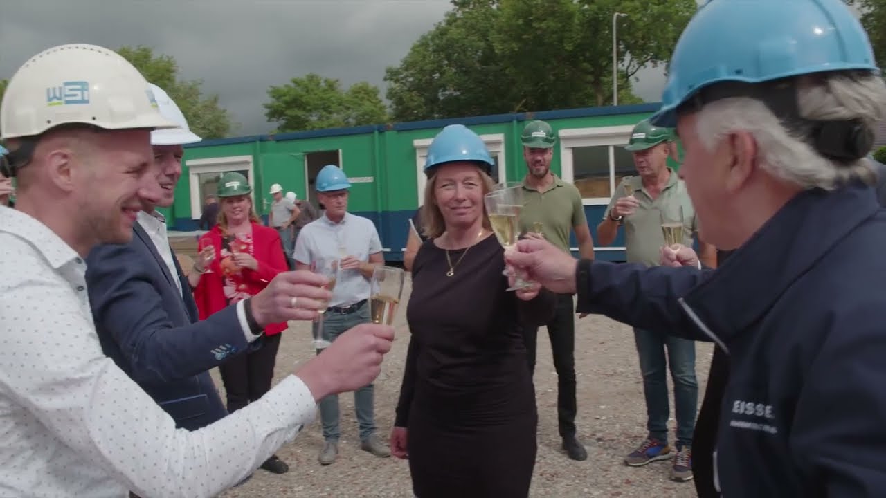 Stark nieuwbouw: 1e paal ceremonie