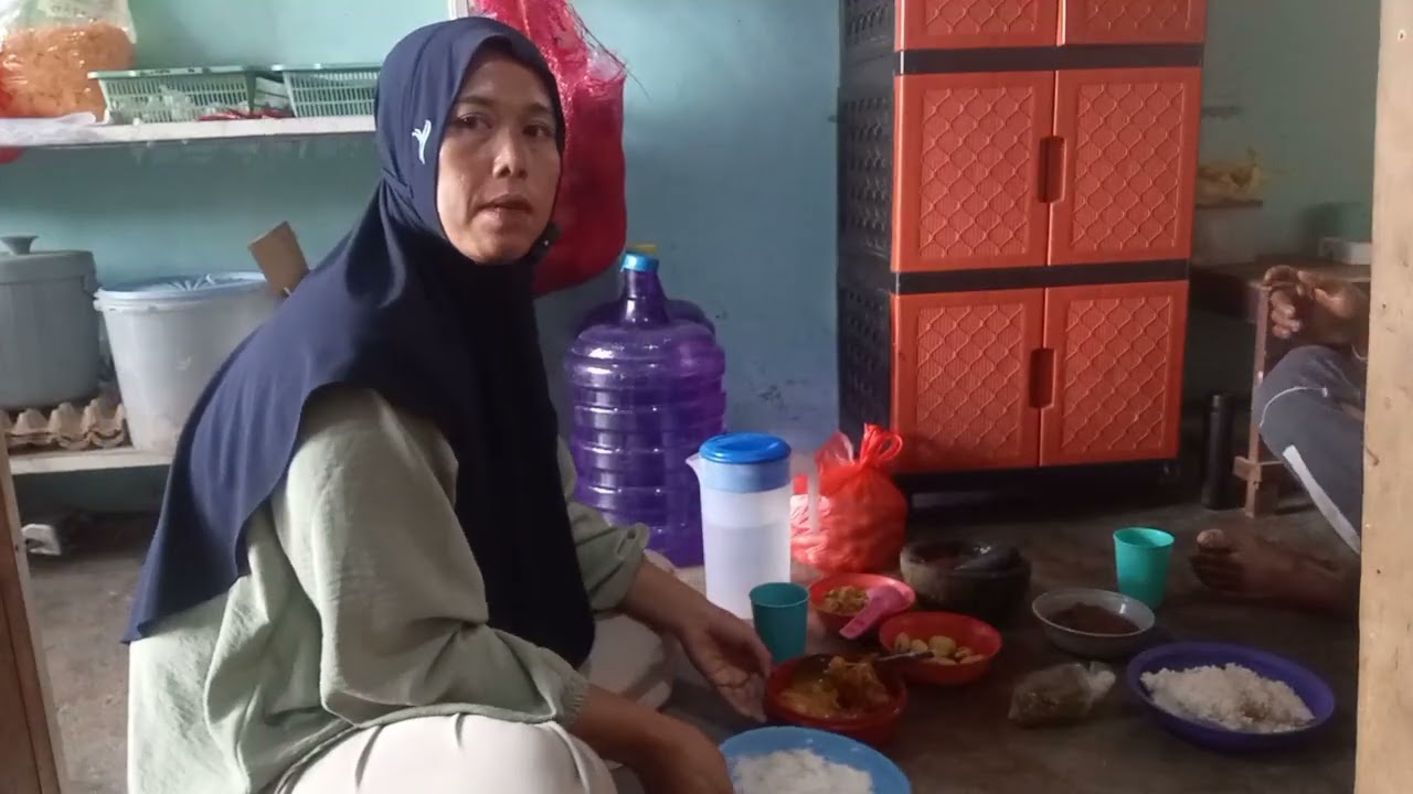 Sepanjang jalan diguyur hujan...!!!