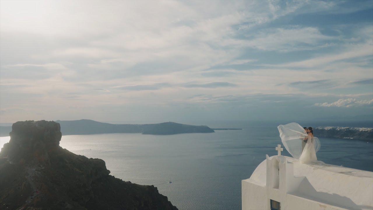 3 DAY WEDDING ELOPEMENT GREECE | SANTORINI AND ATHENS