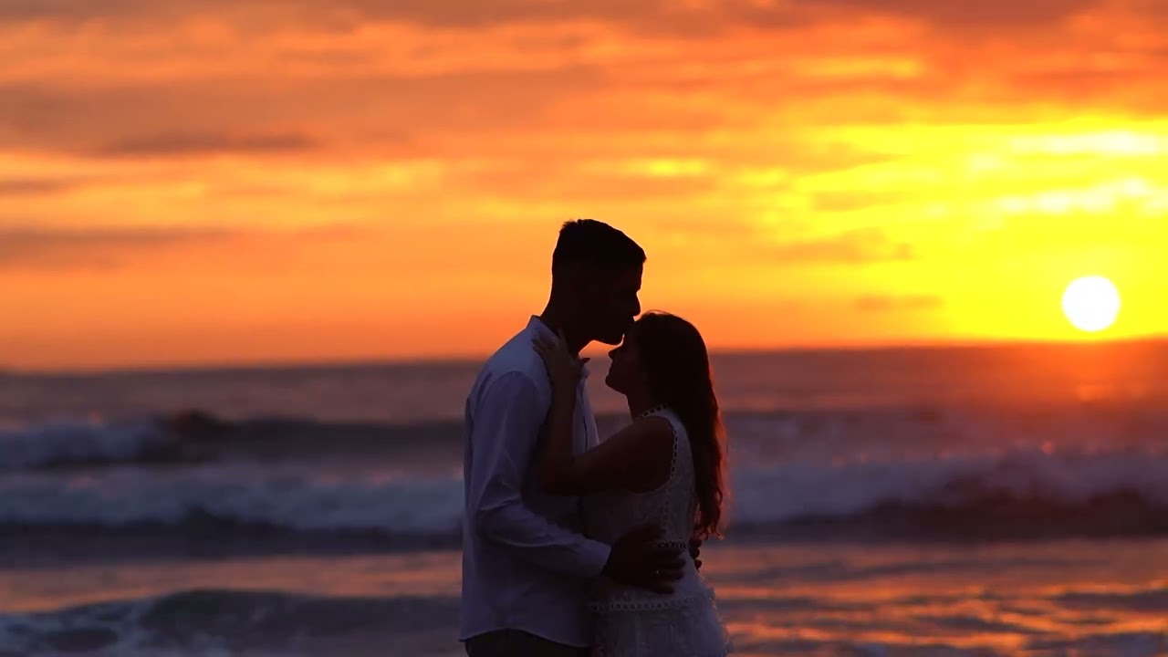 PRÉ WEDDING - LETICIA E VINICIUS -   PRAIA DAS ASTURIAS - GUARUJA-SP