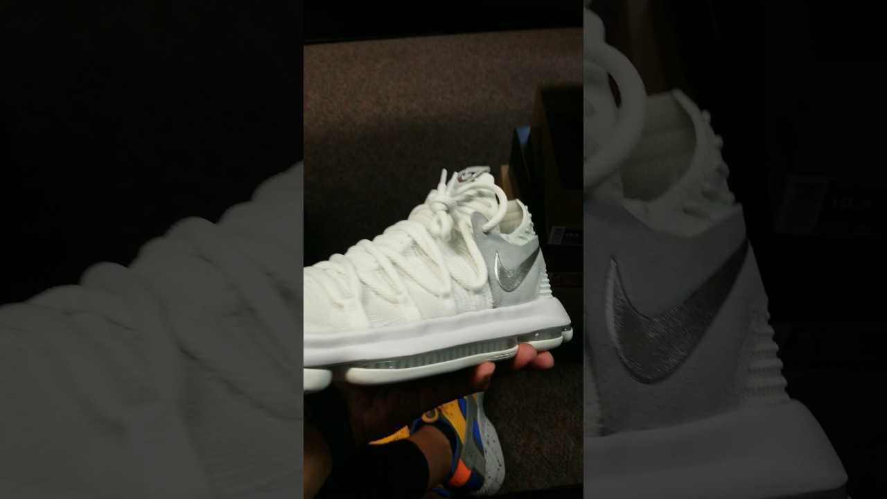 Nike KD 10 X in hand
