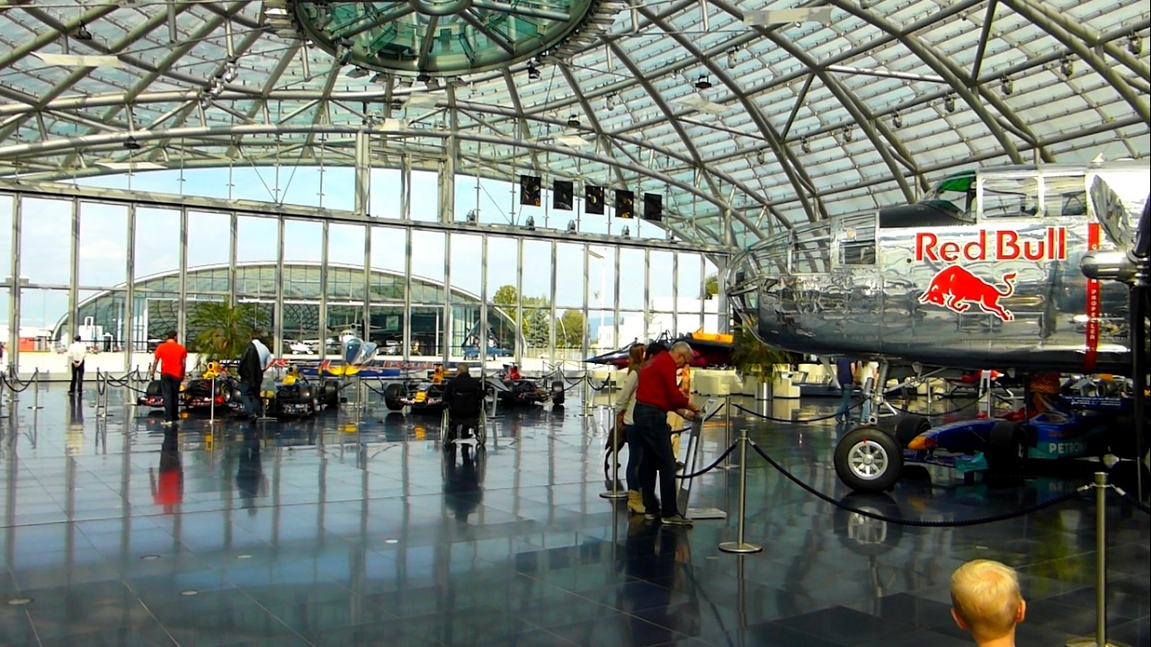 Red Bull Hangar 7 salzburg max may tz video