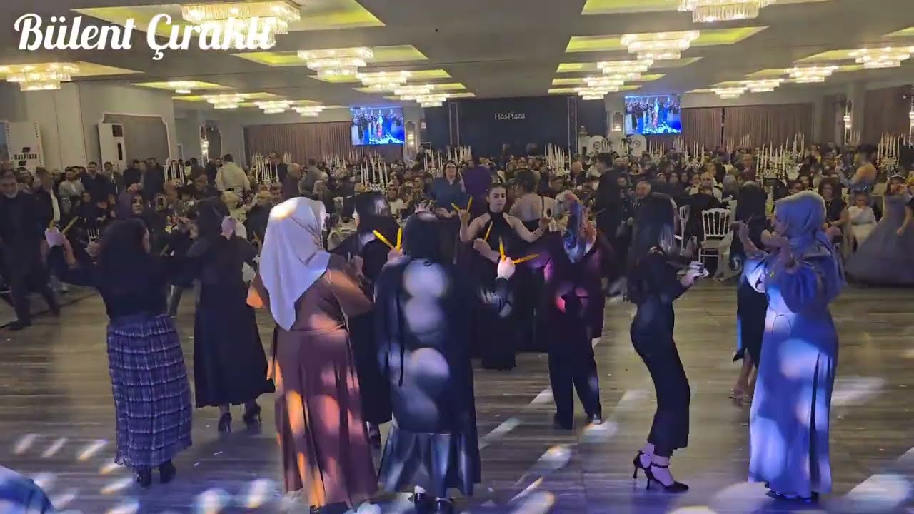 MİNE VE ÖMER ÇİFTİMİZİN DÜĞÜNÜNDEN KAŞIK OYUNU. MUTLULUKLAR DİLERİZ..