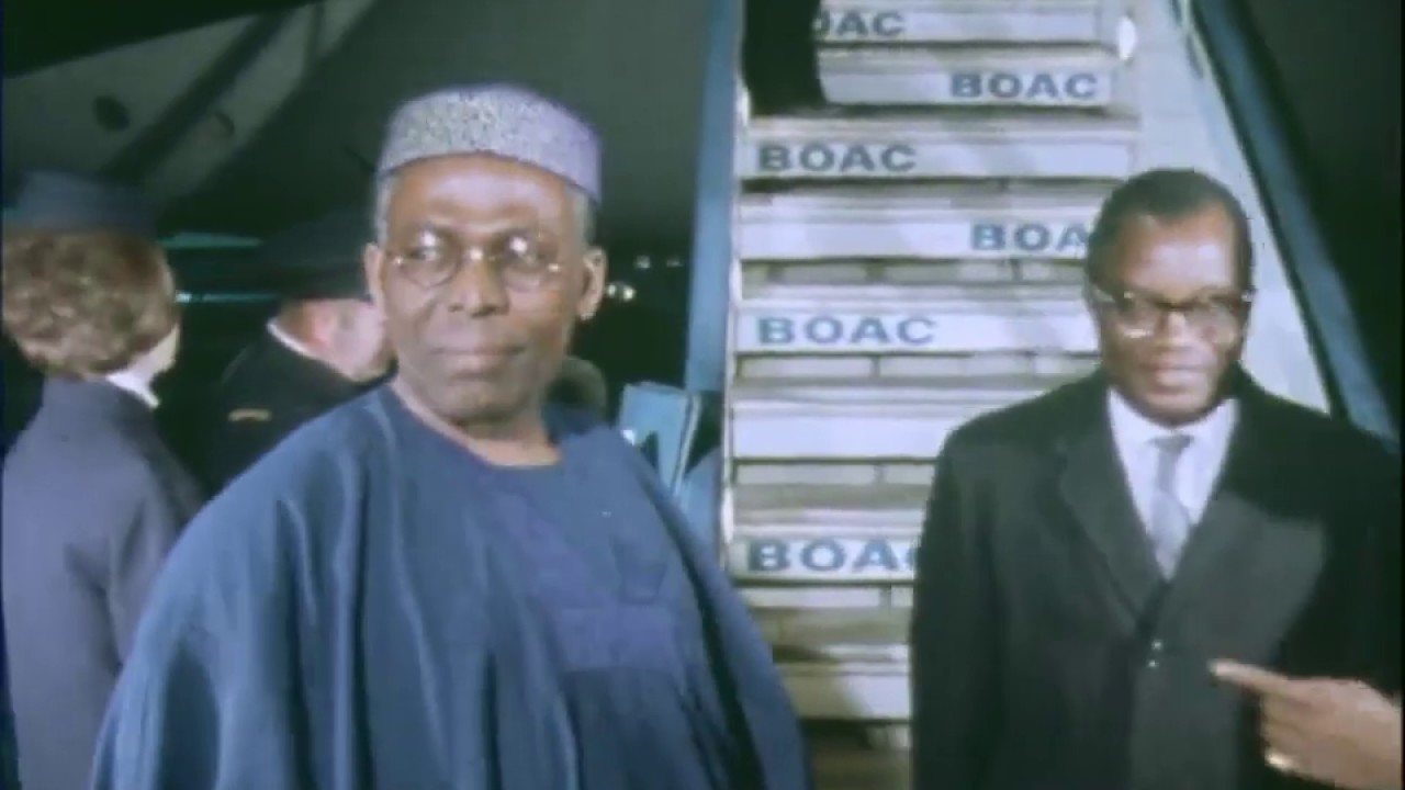 Awolowo Arrives For Commonwealth Conference | Pro-Federal & Pro-Biafra Demonstrations | Jan. 1969