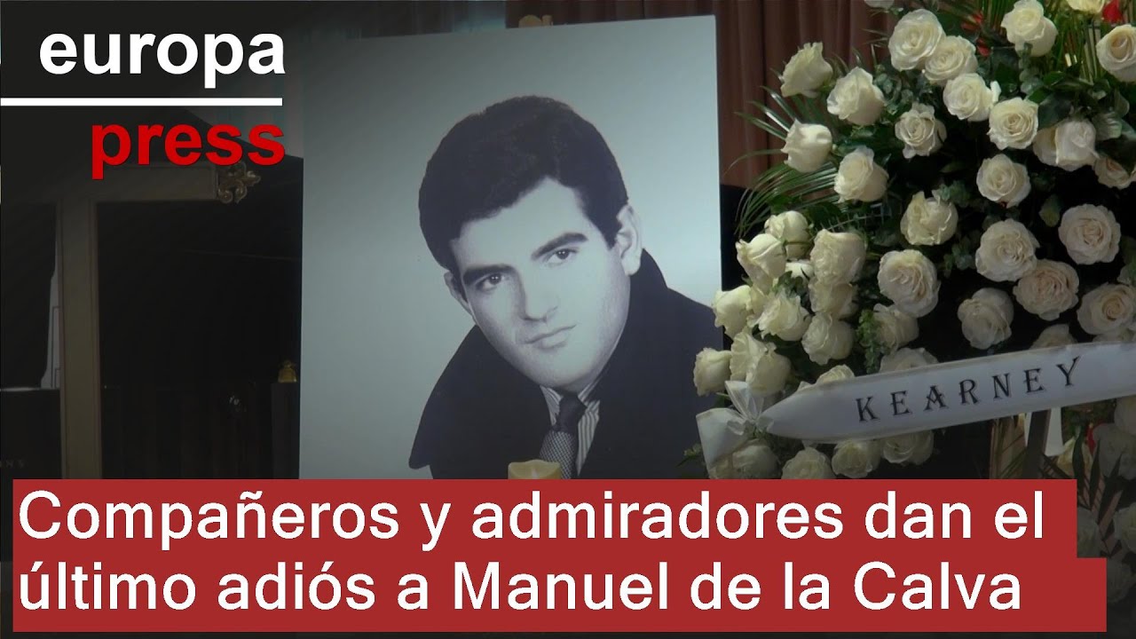 Compañeros y admiradores dan el último adiós a Manuel de la Calva