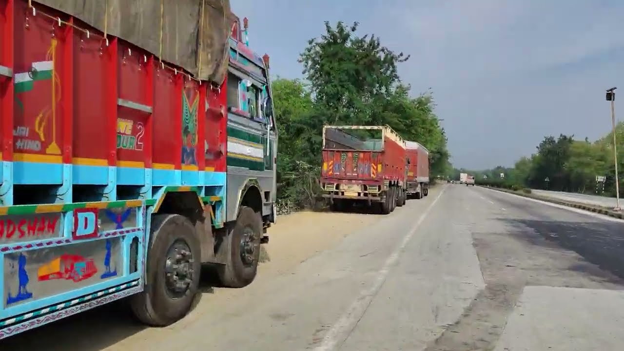 Morning View NH731 Lucknow to Varanasi #tractor #jcb 