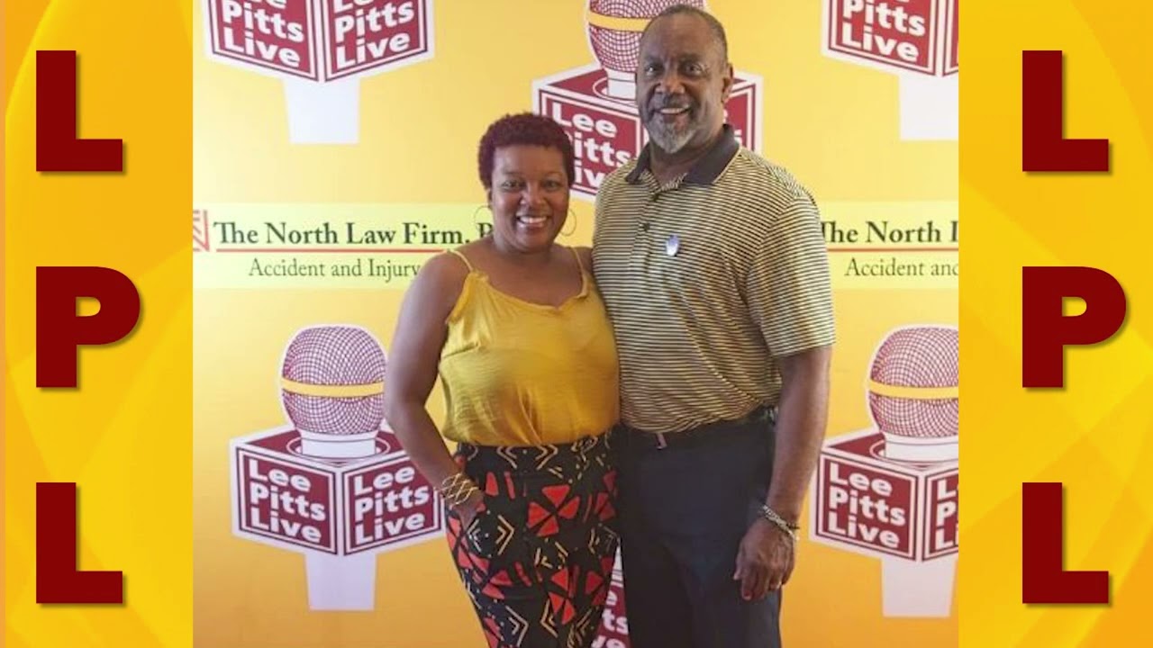 Joe Mobley, red-carpet TV host, chats with wife on red-carpet at Lee Pitts Live After Work
