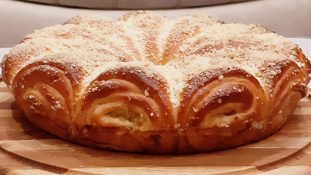 Эта выпечка самый настоящий хит и украшение праздника! Пирог