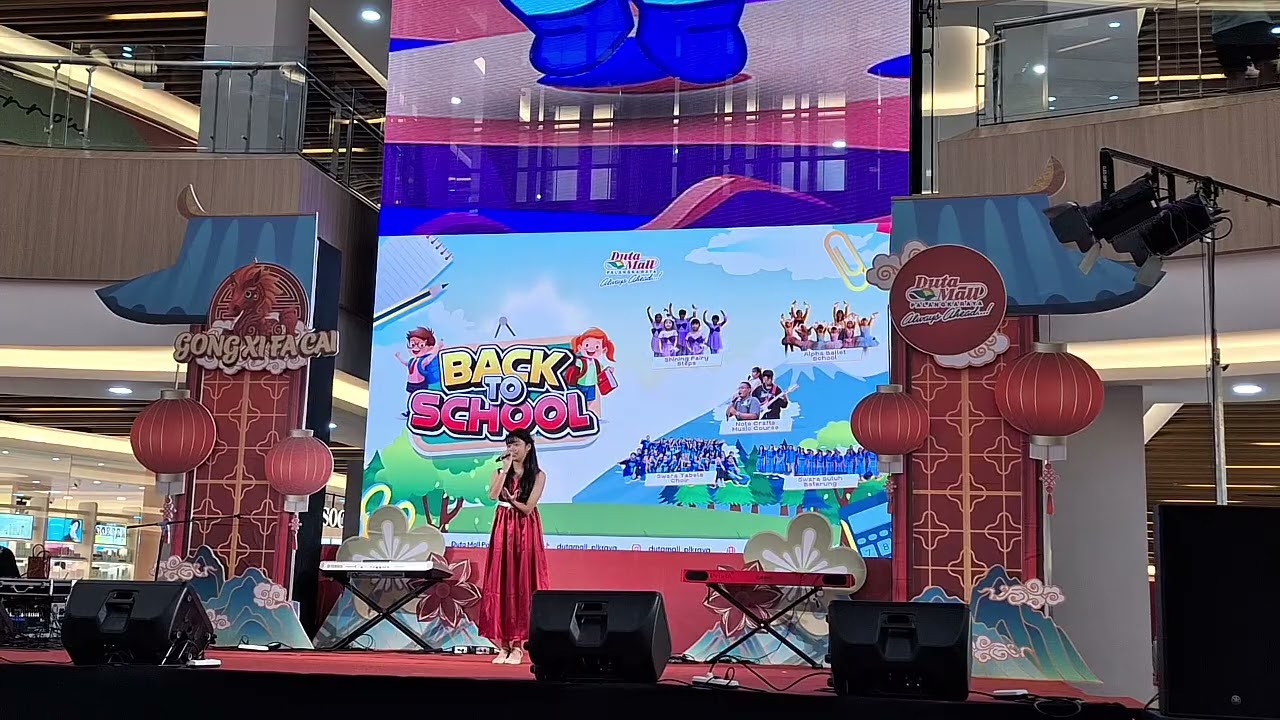 Back To School - Duta Mall Palangka Raya 10012026. Singing Performance.