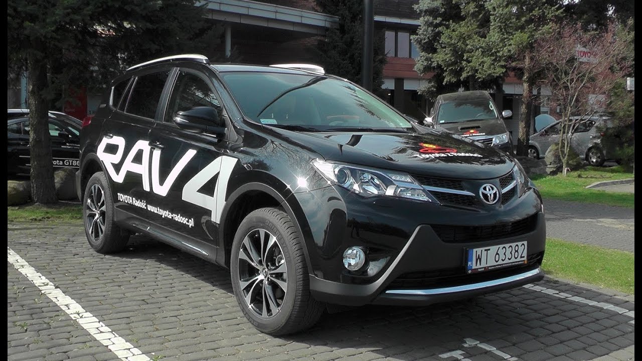 Toyota RAV4 2014 - jazda testowa, silnik, wnętrze i wyposażenie