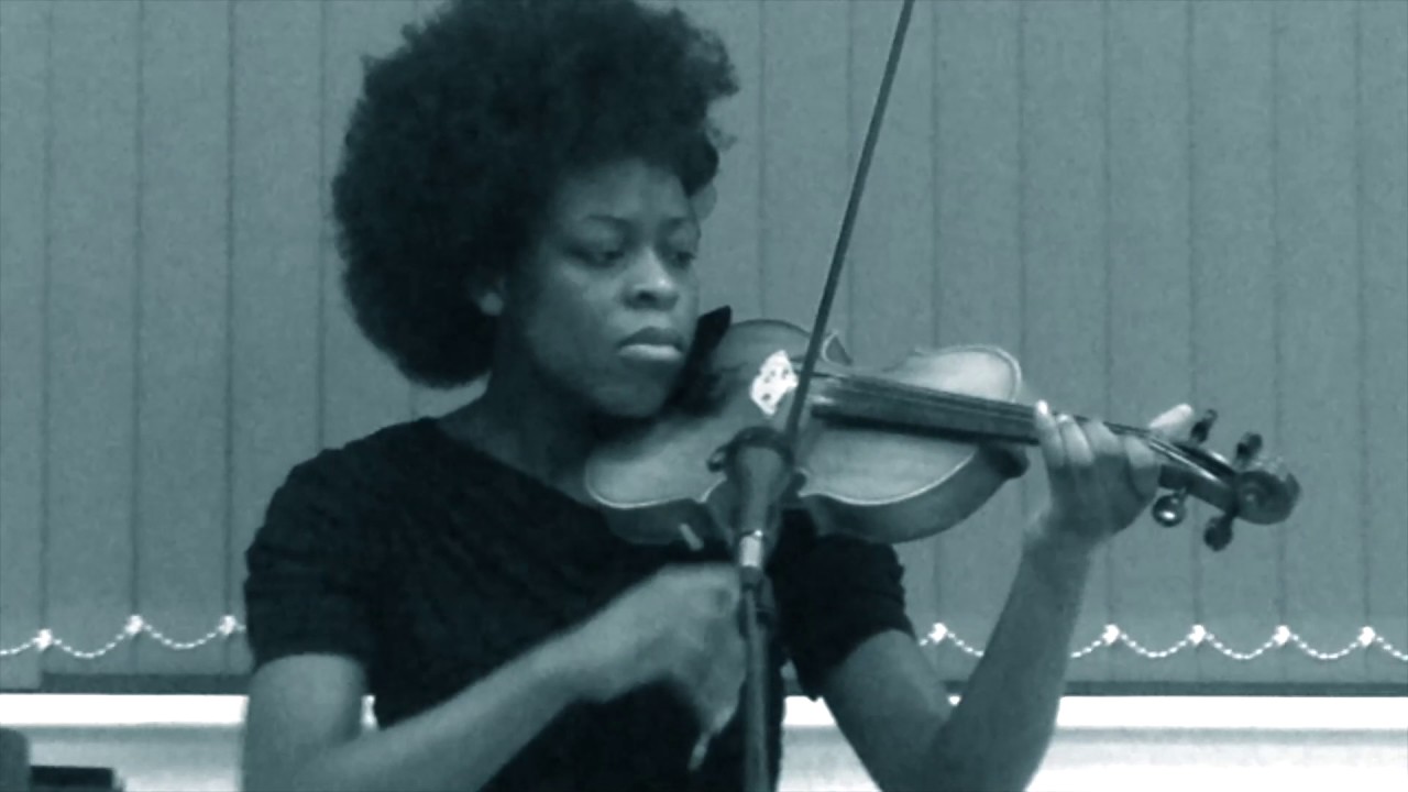 VIOLIN SPECIAL: Sr Becky, THE MESSIAHETTES